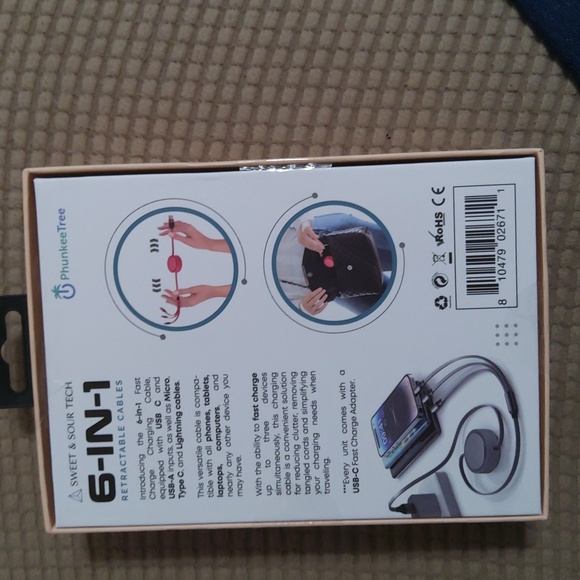 Sweet & Sour Tech 6-in-1 Retractable Cables - Gold - Picture 2 of 2
